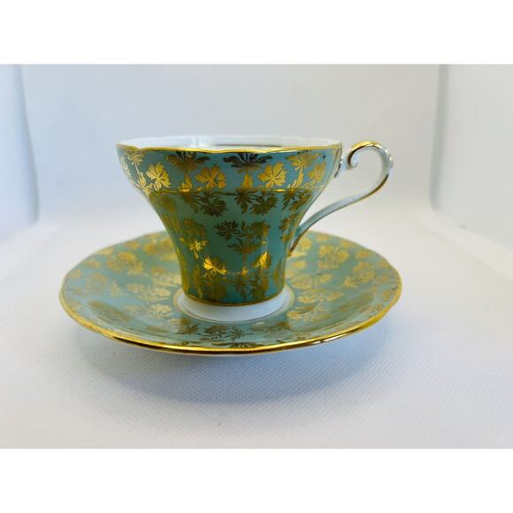Aynsley Bone China Corset Tea cup & Saucer Green Gold Filigree Baroque Design - Picture 3 of 10